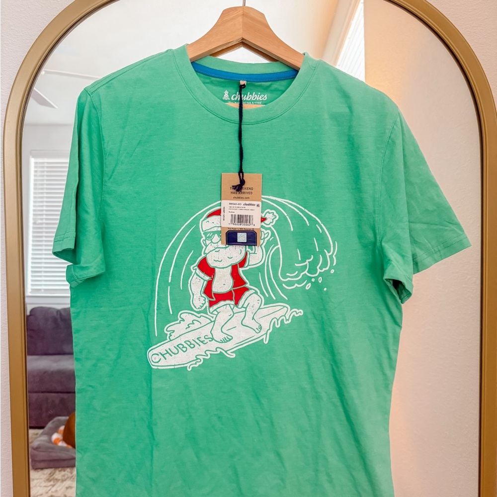 Chubbies Surfing Santa Green Tee